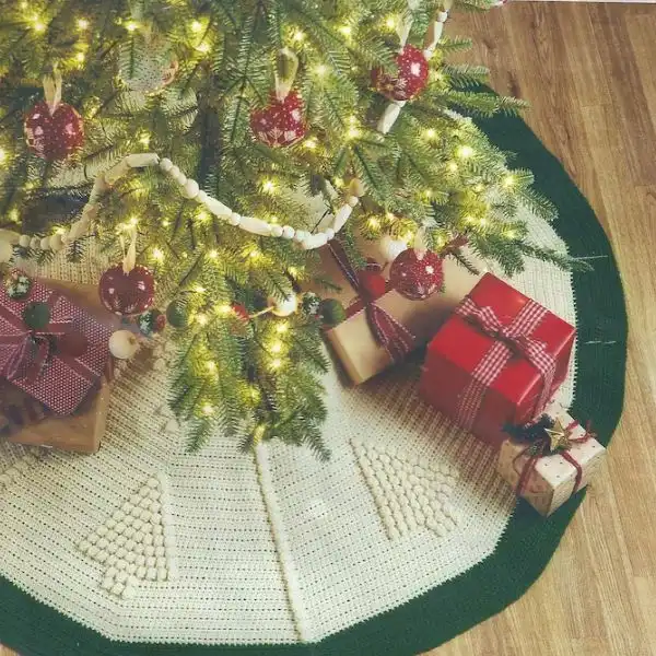 Farmhouse Style Crochet Tree Skirt