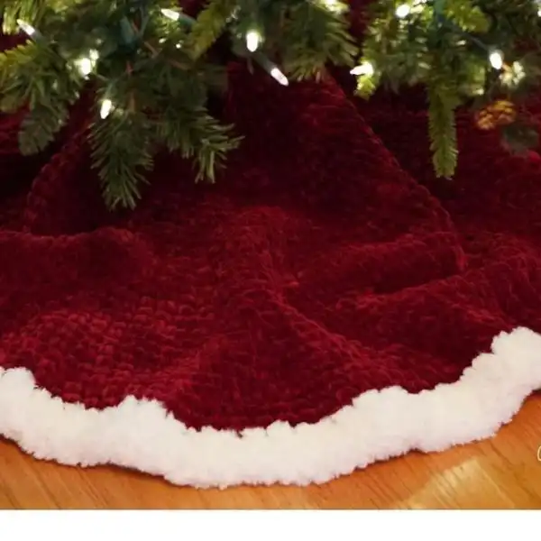 Frosty Winter Wonderland Tree Skirt