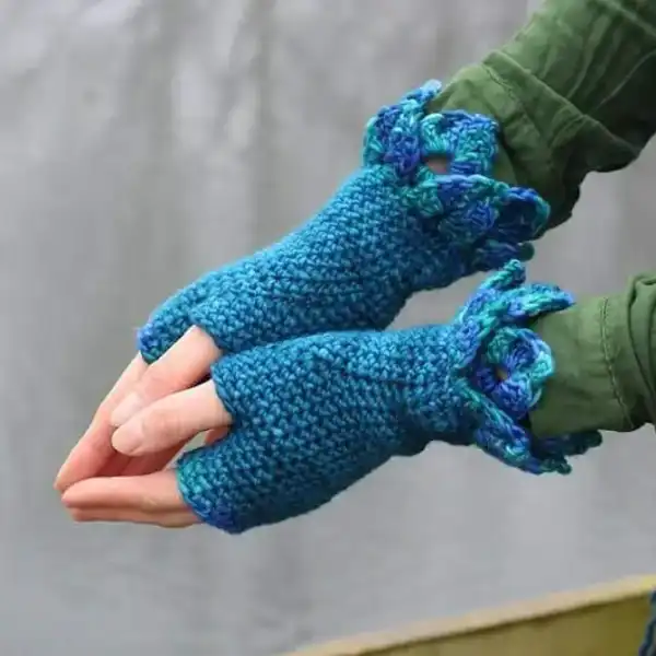 Dragon Scale Gloves