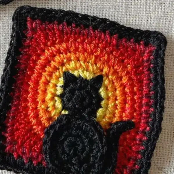 Black Cat Square Pattern