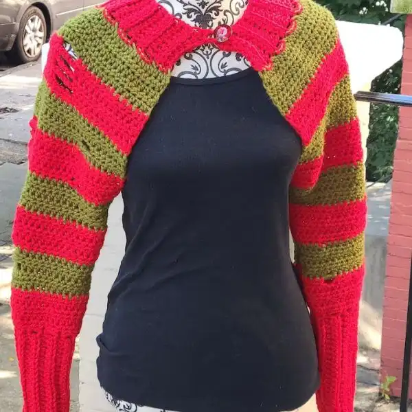 Freddy Krueger Inspired Shrug