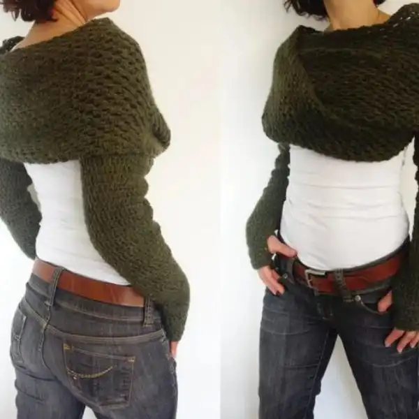 Thumbholes Shrug