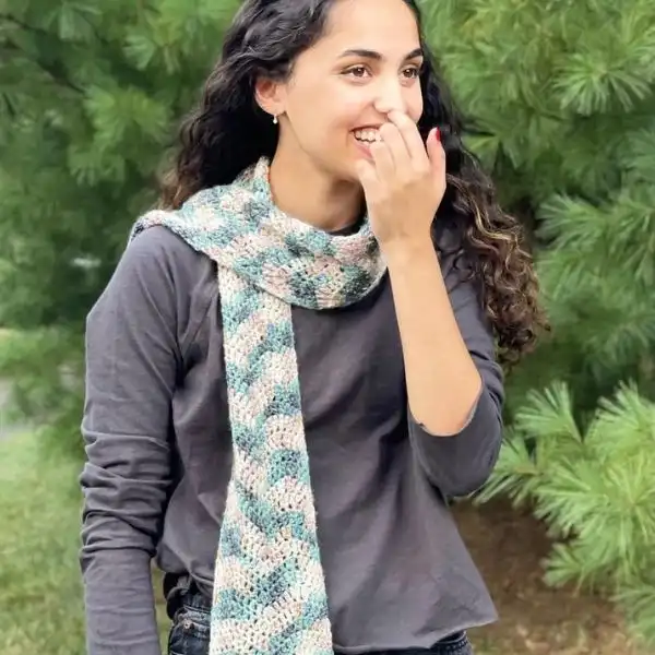 Ripple Stitch Infinity Scarf