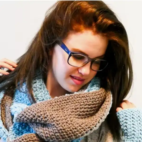 Reversible Crochet Infinity Scarf