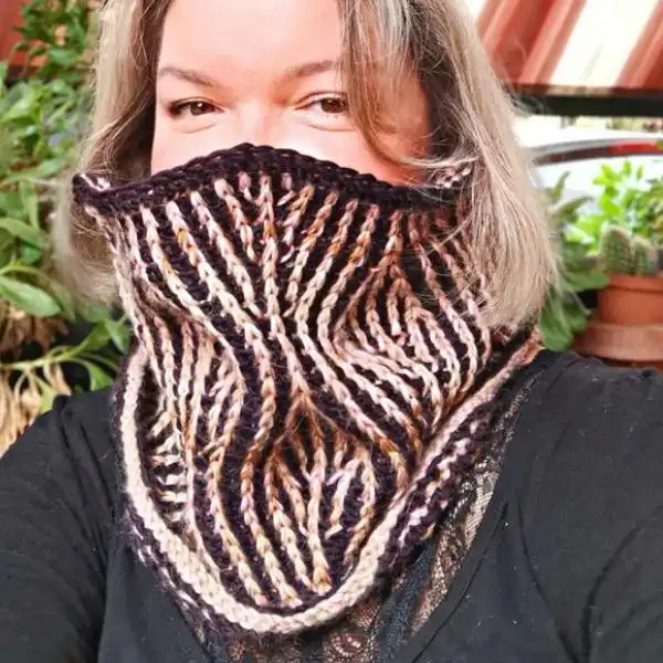 Tunisian Cowl