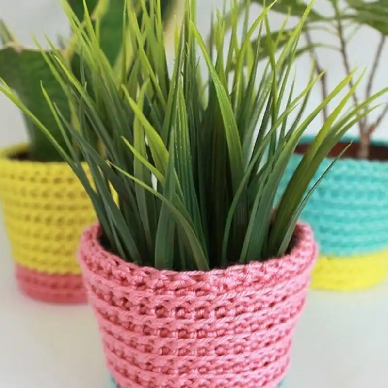 Scrubby Flower Pot Cover