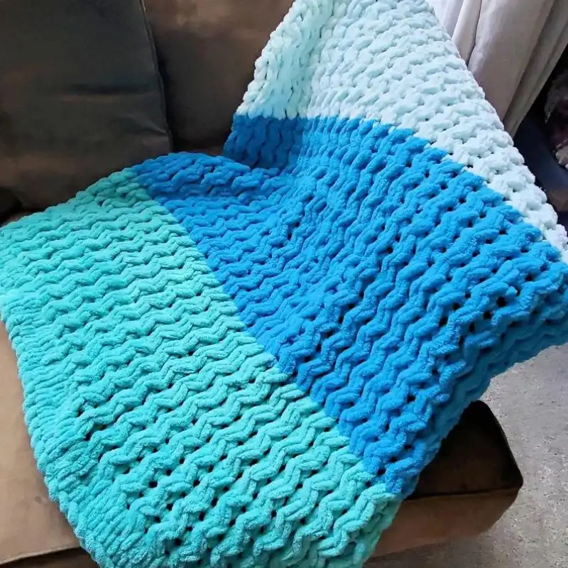 Zig-Zag Throw Blanket