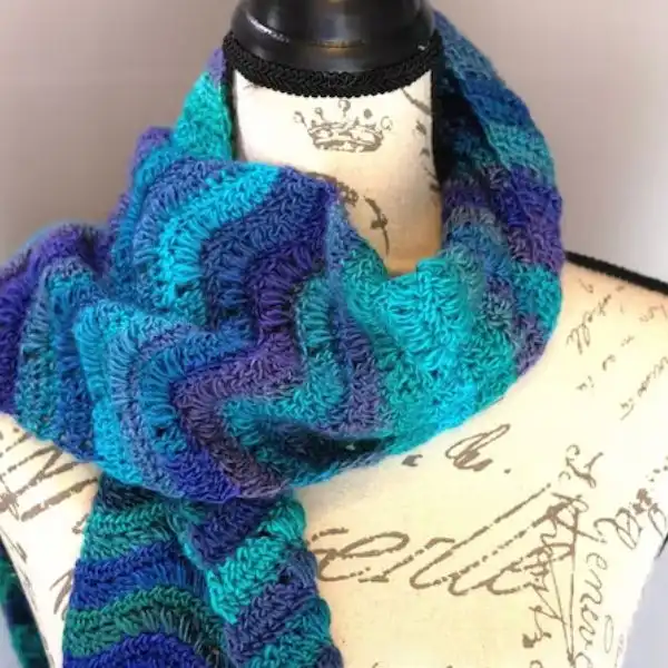 Ripple Infinity Scarf