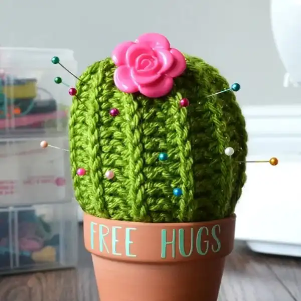 Crochet Cactus Pincushion