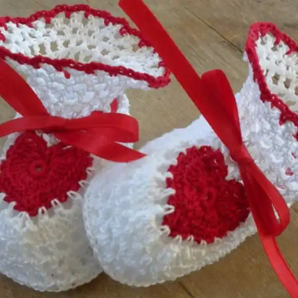 Baby Booties With Bow