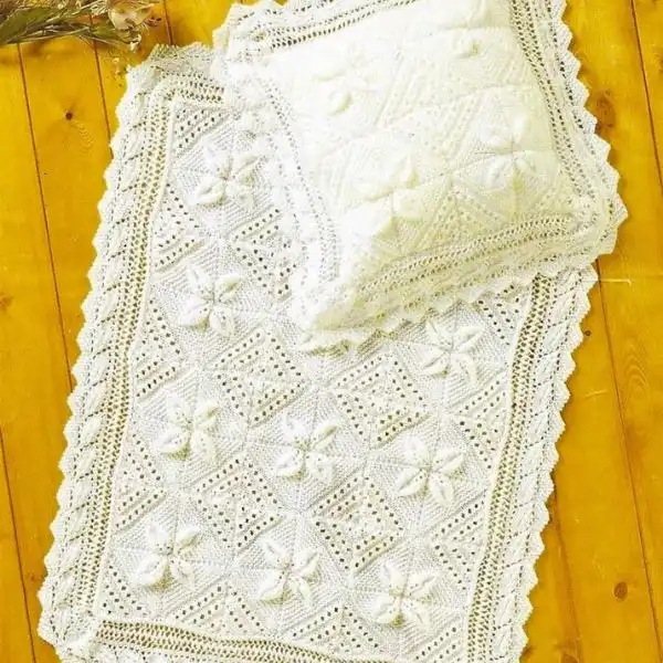 Lacy Leaf Pattern Blanket