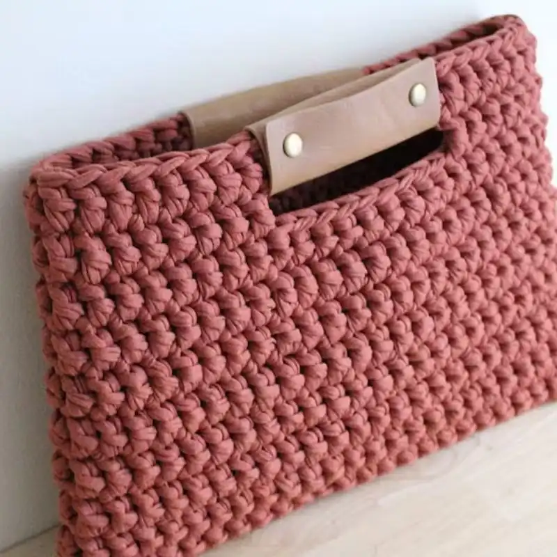 Crochet Chelsea Clutch