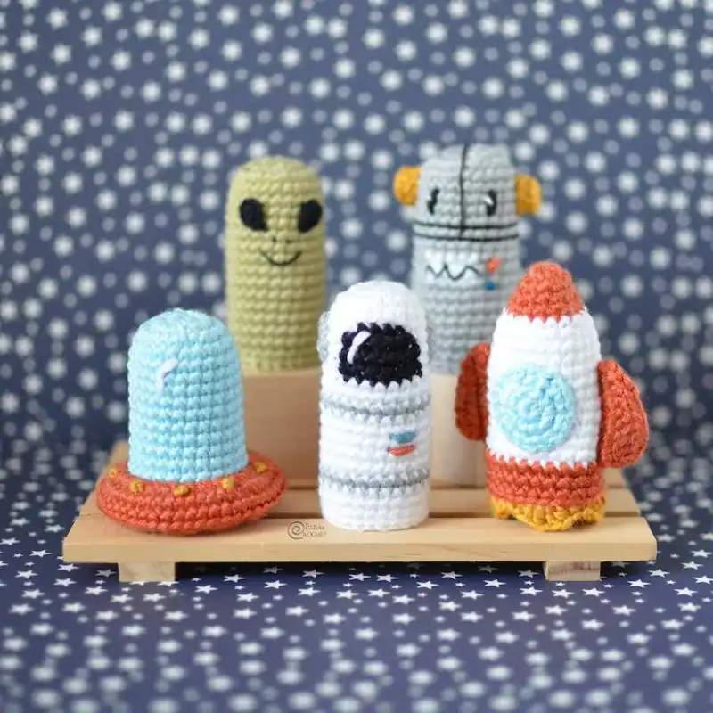 Outer SPACE Finger Puppets