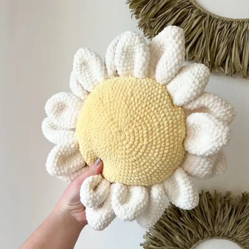 Daisy Pillow