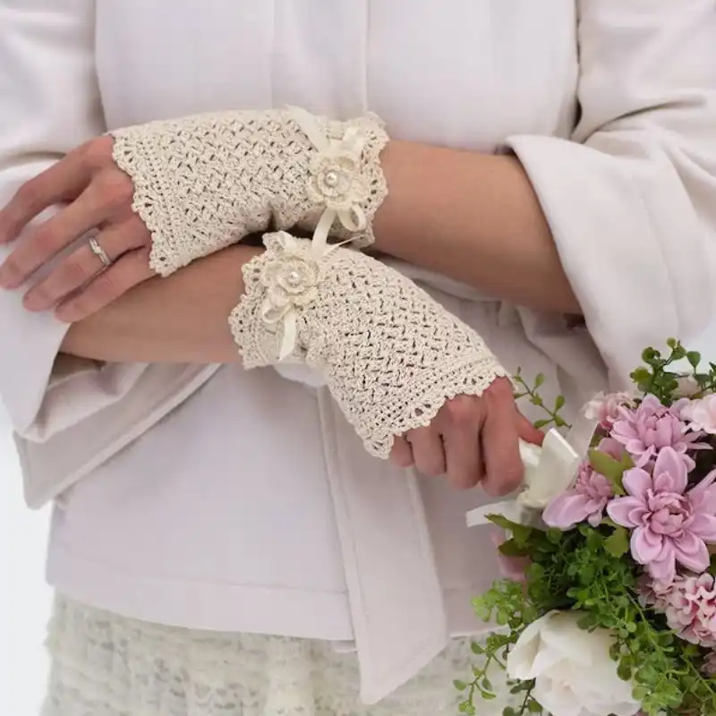 Lace Overlay Fingerless Gloves