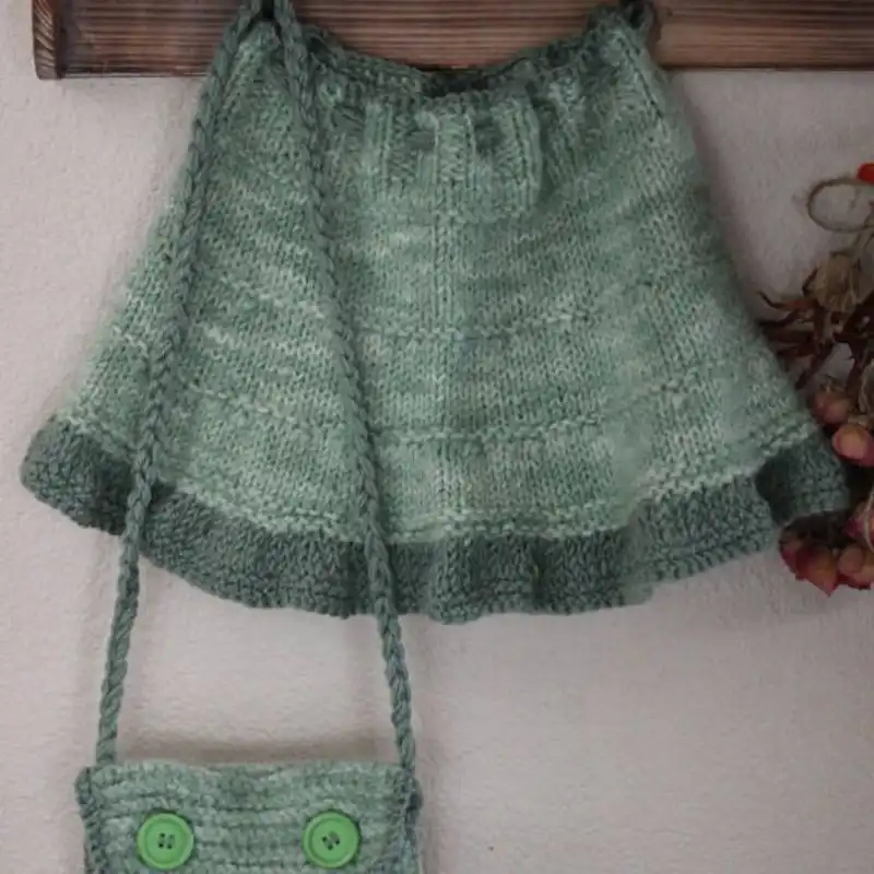 Angela Skirt And Purse Set