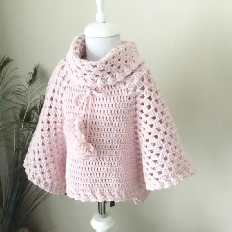 Arya Granny Poncho Pullover