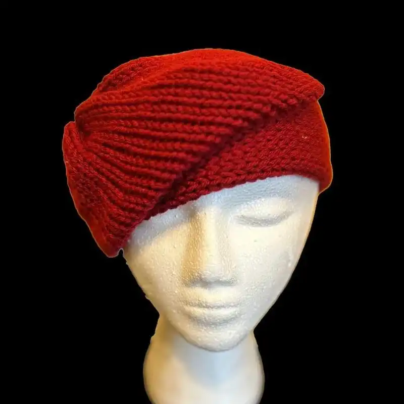 Knitting Machine Beret