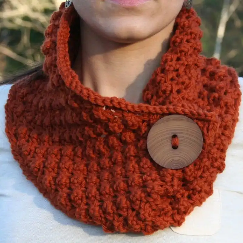 Lace Cowl