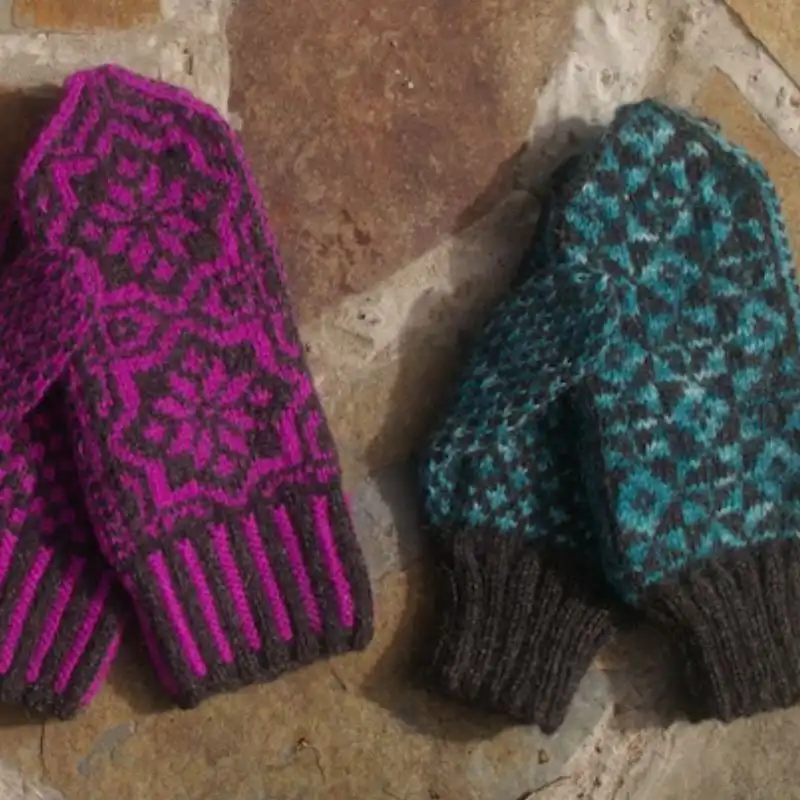 Nordic Style Mitten Knitting Pattern