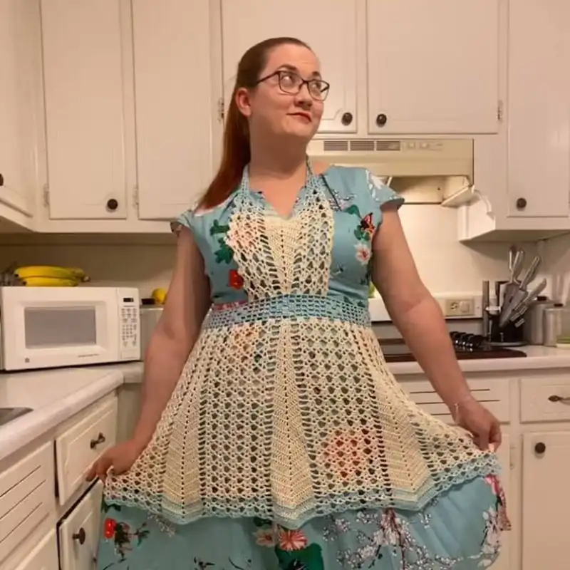 1940s Crochet Full Apron