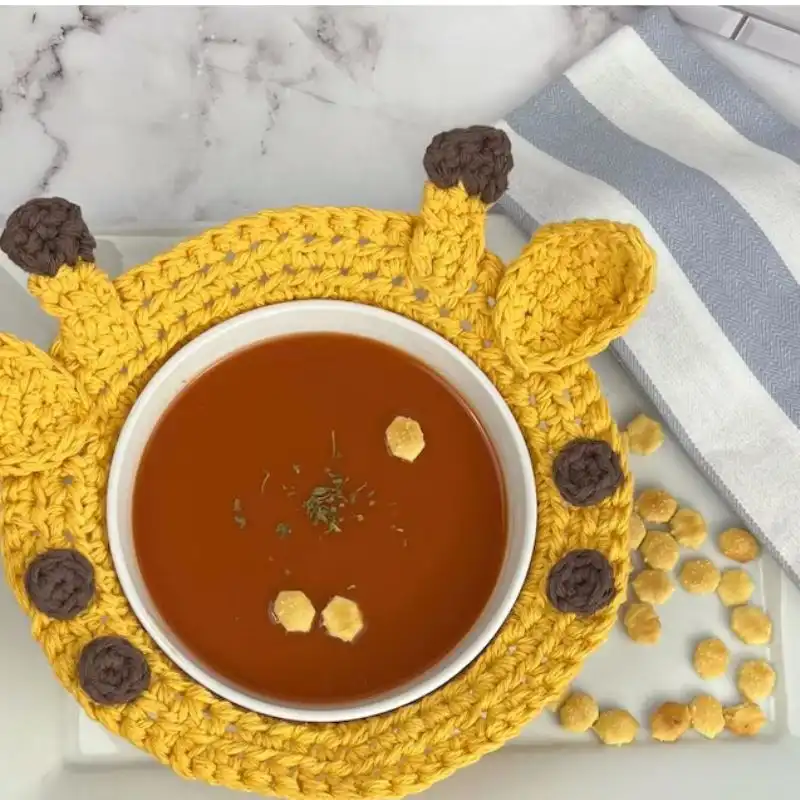 Giraffe Bowl Cozy