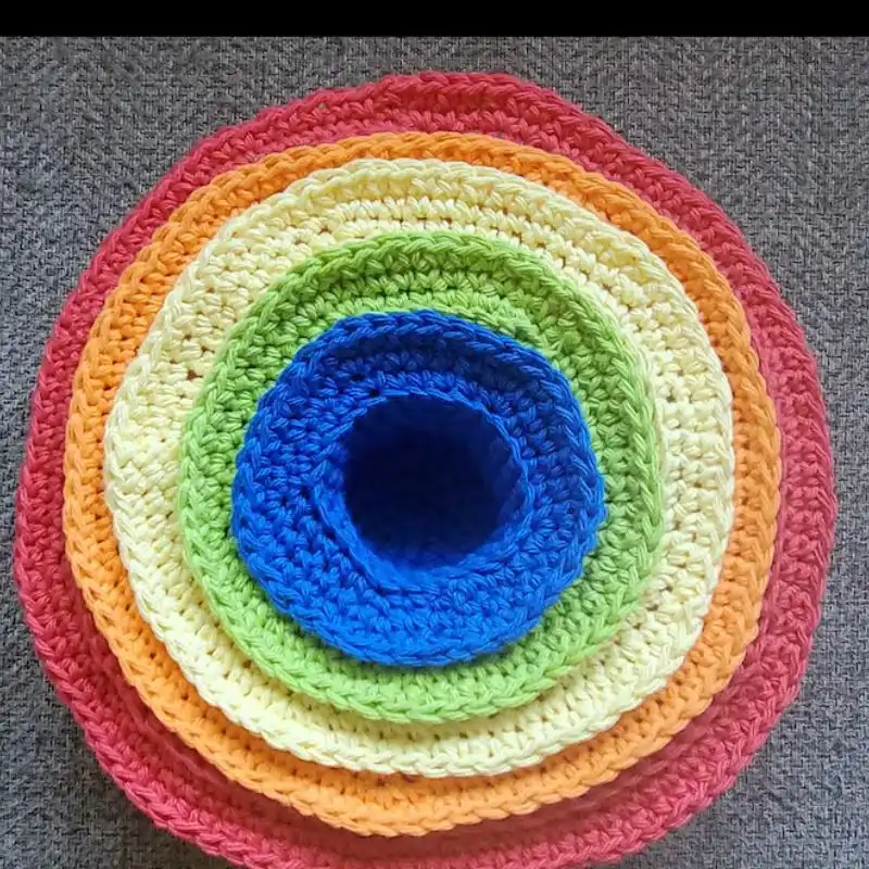 Rainbow Nesting Bowls Cozy