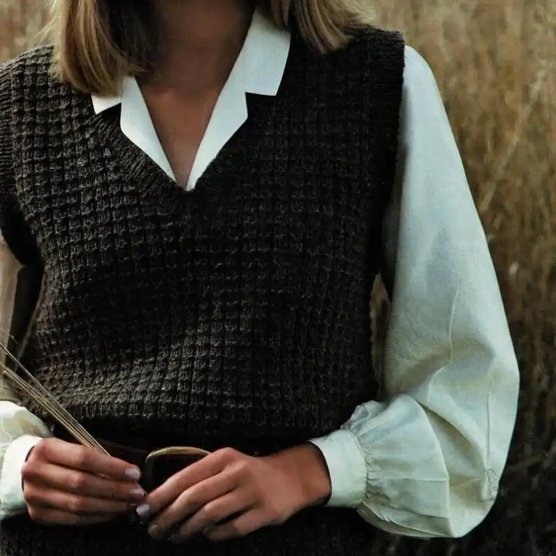 Textured V-Neck Vest