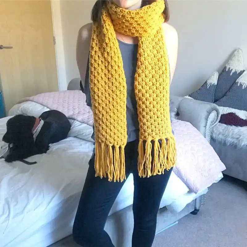 Honeycomb Scarf