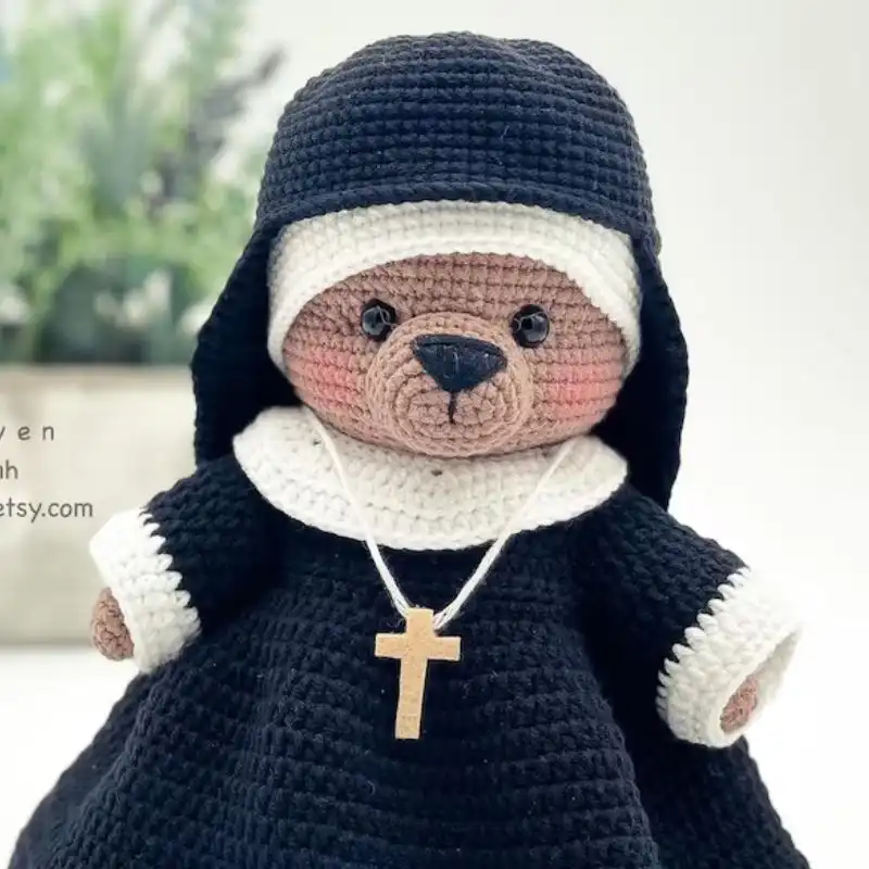 NUN Teddy