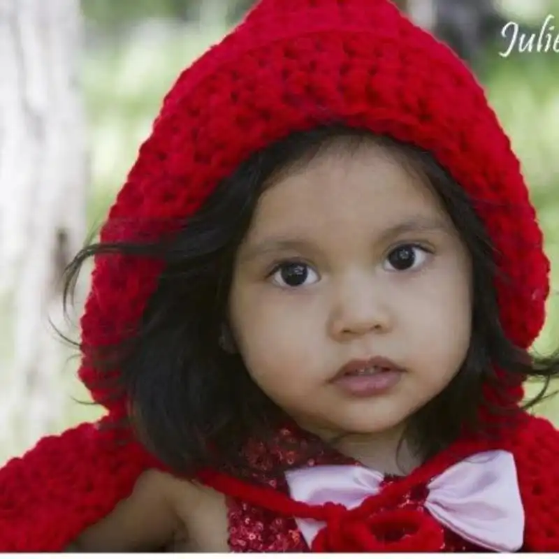 The Red Riding Hood Pocket Scarf