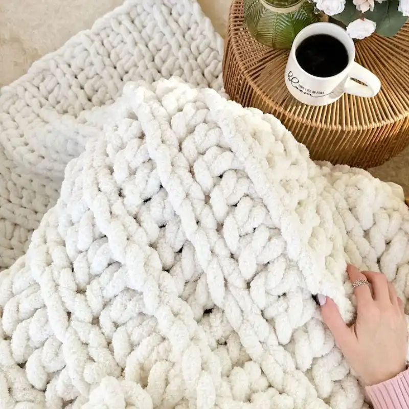 Chunky Cabin Throw Blanket