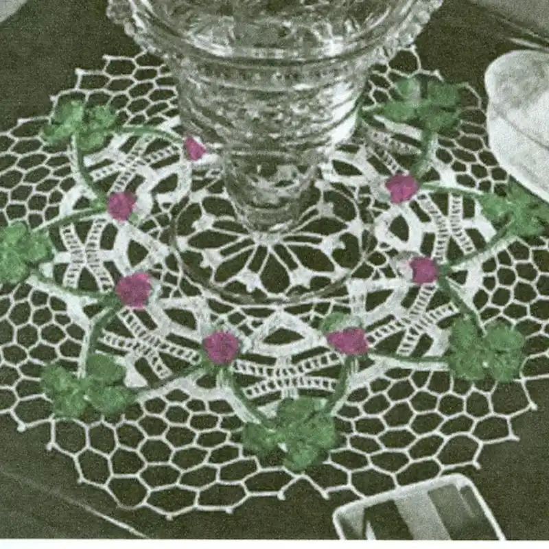 Clover Leaf Doily (Free)