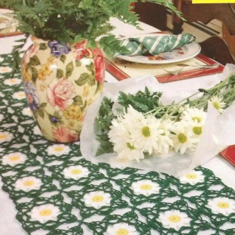 Daisy Table Runner