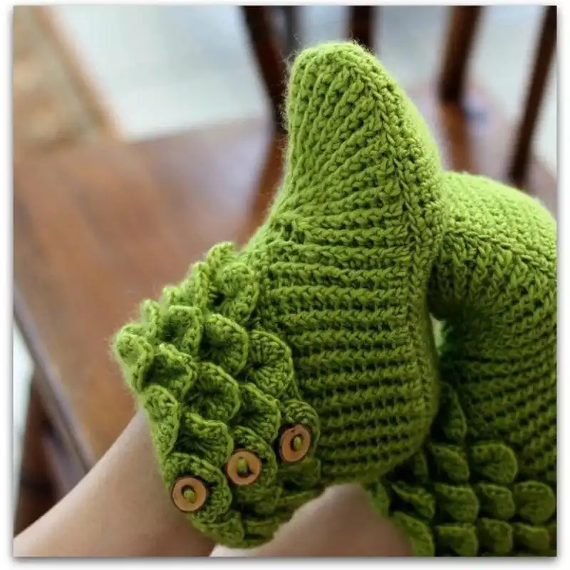 Dragon Slippers Crocodile Stitch Boots