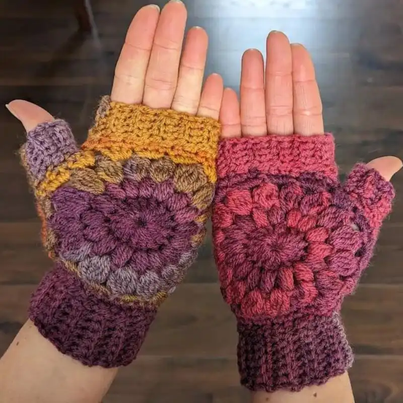 Feather Moss Fingerless Gloves