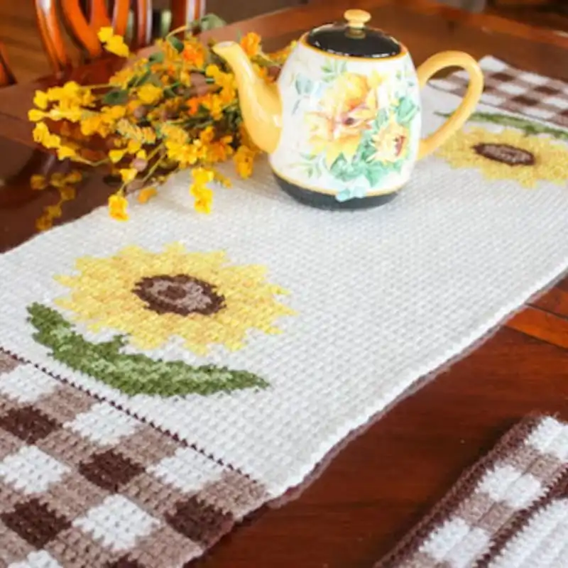 Gingham Sunflower Table Runner