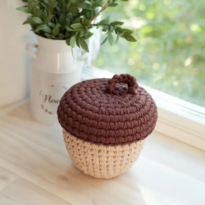 Acorn Basket