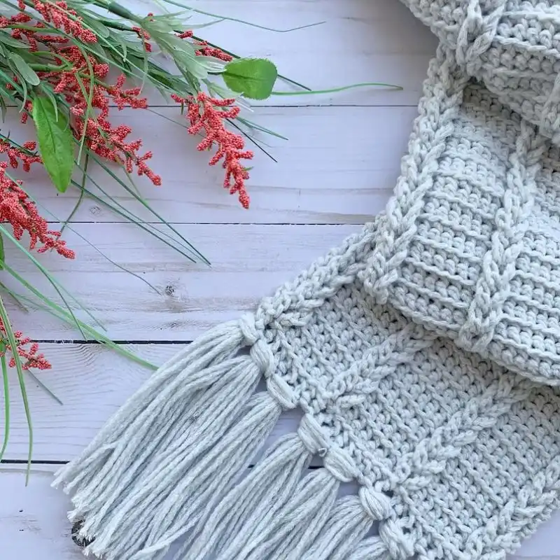 Braided Easy Crochet Scarf Pattern