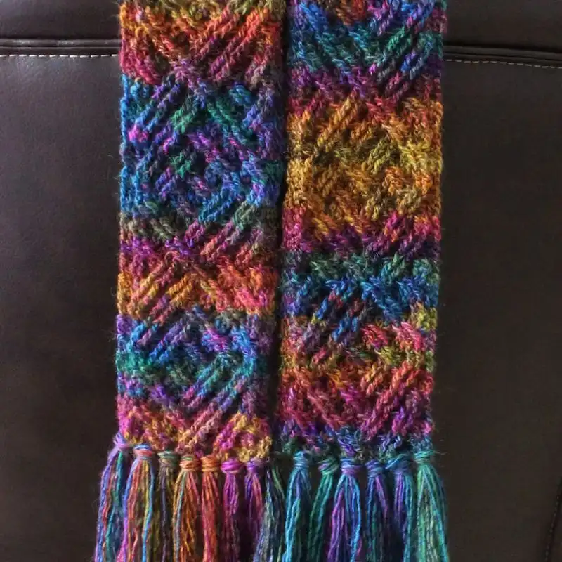 Celtic Diamonds Cable Scarf