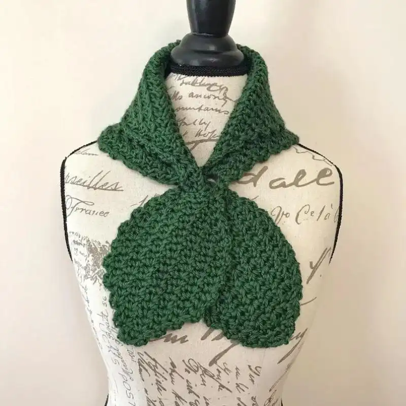 Keep Me Warm Neck Warmer Pattern | SimplyHookedbyJanet