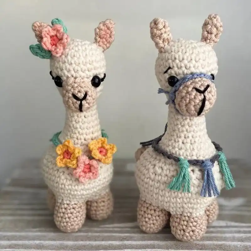 Llama Friends