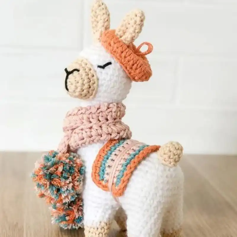 Louisa Llama