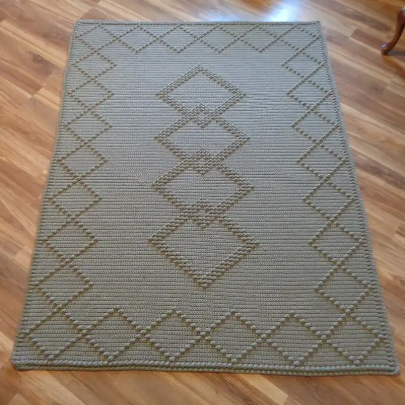 Simply Diamonds Blanket