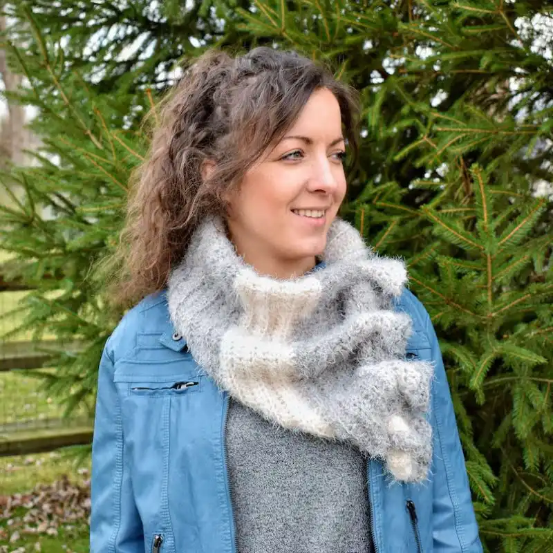 Waterfall Wrap Keyhole Scarf | SimplyHookedbyJanet