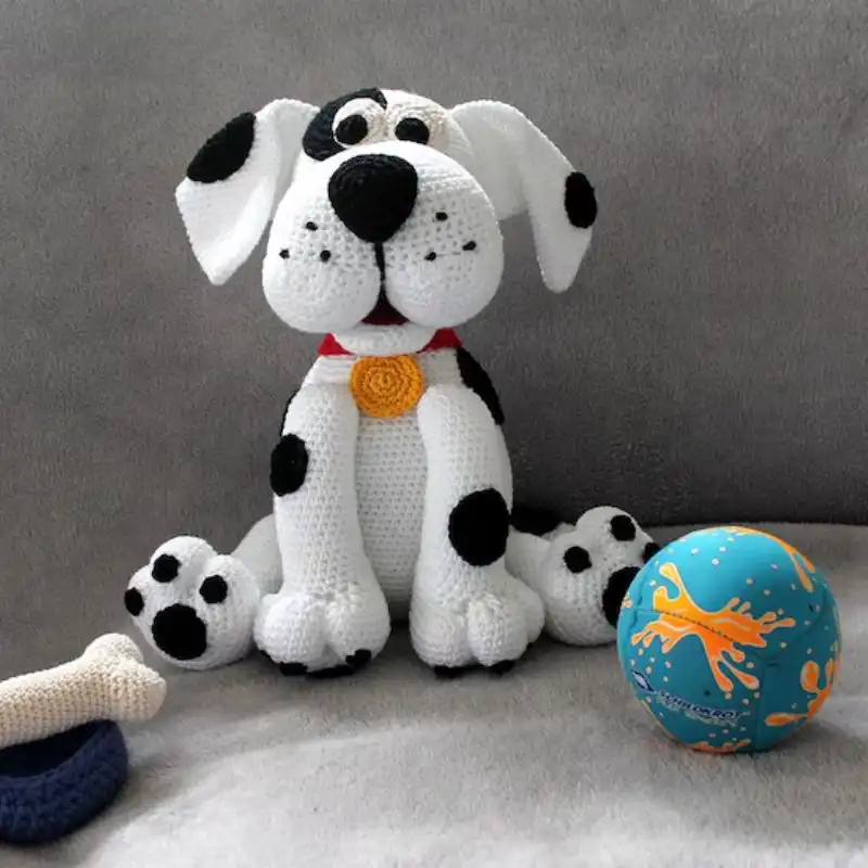 Dotty The Dog Crocheting Pattern