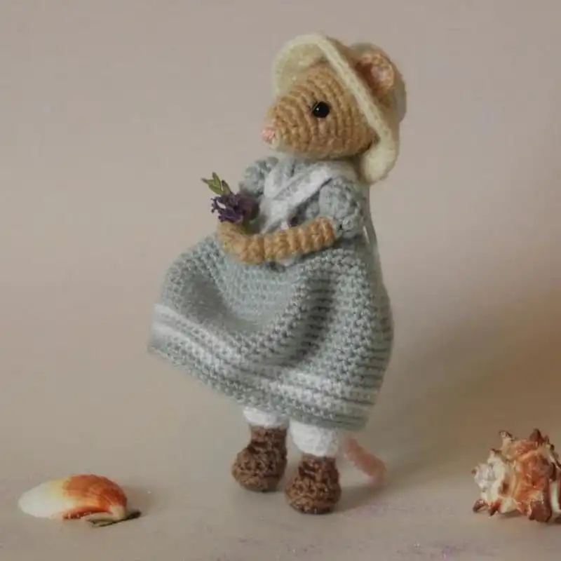 Seaside Mouse Crochet Pattern