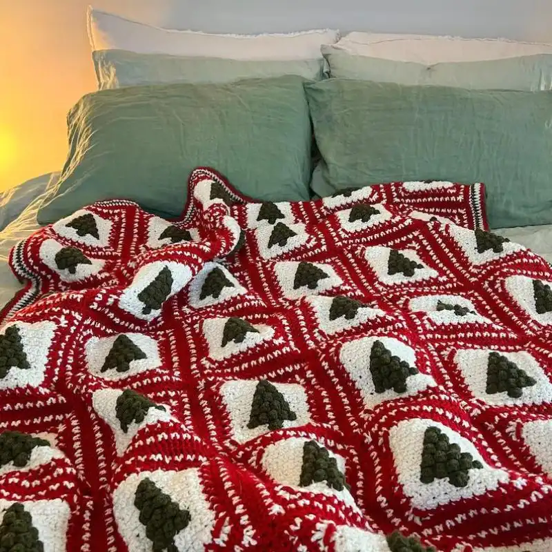 Vintage Inspired Christmas Tree Afghan